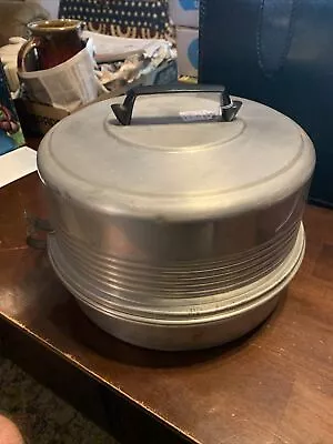 Vintage REGAL WARE Aluminum Covered 2 Tiered Cake & Pie Carrier With Locking Lid • $18