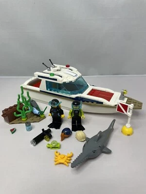 £18.37 • Buy LEGO City Harbor Set 60221 DIVING YACHT 2019 W/ 2 Minifigures No Manual