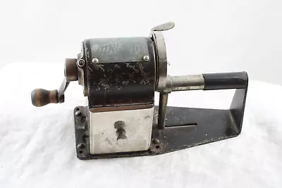 APSCO DANDY Automatic Pencil Sharpener Co. Table Pencil Sharpener Works Ca. 1907 • $95