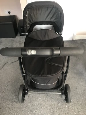 £55 • Buy Graco Evo Travel System