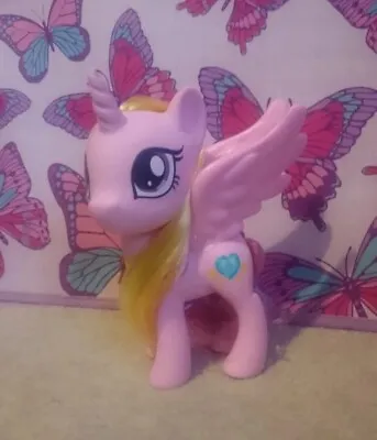 My Little Pony G4 6  Alicorn Princess Cadance! Near Mint. No Marks  • £10