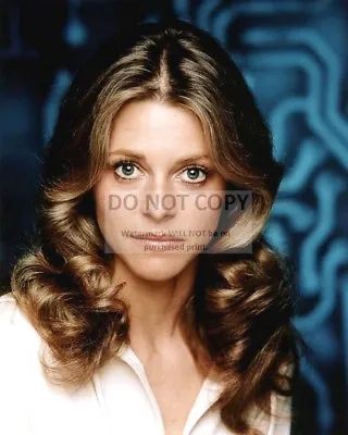 Actress Lindsay Wagner - 8x10 Publicity Photo (rt330) • $8.87