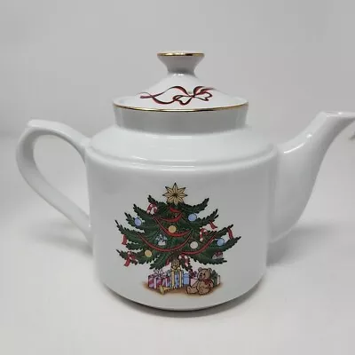 Vtg Kashima Japan Christmas Tree Holly Fine Porcelain China Holiday Teapot • $11.25