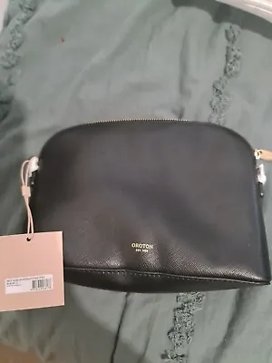 Oroton Crossbody Bag • $150