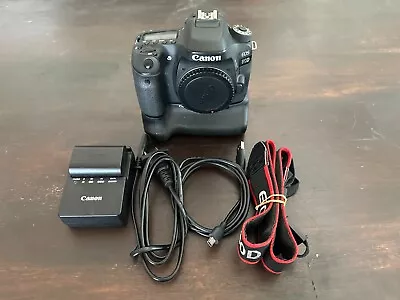Canon EOS 80D 24.2 MP Digital SLR Camera *Almost New* 2% Shutter Wear • $850