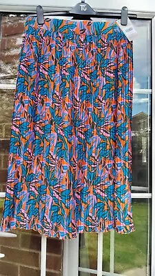 £8.99 • Buy Bnwt Tu Tropical Print Fine Pleated Skirt 16, Oasis Pattern