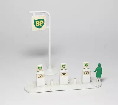 Matchbox Lesney Accessory Pack A1 BP Petrol Pumps & Garage Sign • $27.34