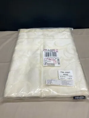 NEW!!!  Ecru Ivory  SCROLL  Oblong Tablecloth ~ 60  X 84  ~  Polyester / Algodon • $19.99