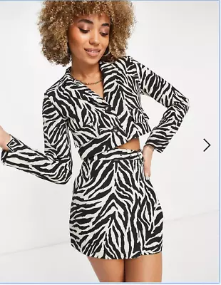 I Saw It First Black & White Zebra Print Cropped Mob Wife Aesthetic Blazer UK 8 • £11.50