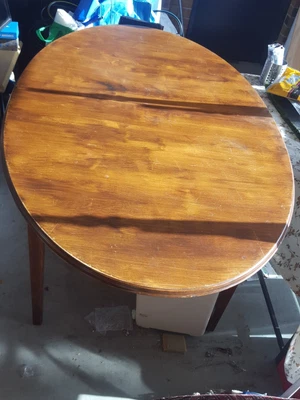 $80 • Buy Extendable Oval Dining Table