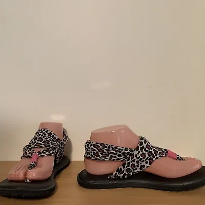 CUTE SANUK YOGA Sandals 5 6 Excellent! • $8.22