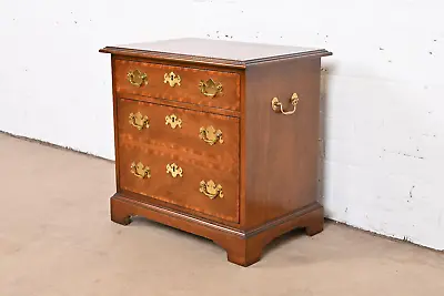 Baker Furniture Georgian Banded Mahogany Nightstand • $1440