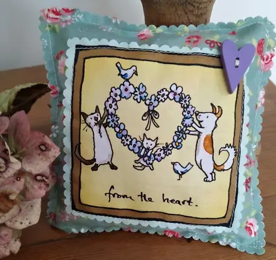 Handmade Floral Lavender Pillow - Cats/dog/heart -LOVE/Wedding/ENGAGEMENT/GIFT • £5.25