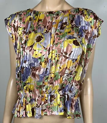 Vintage Adele Weiss 100% Silk Top - Size M/L • $30