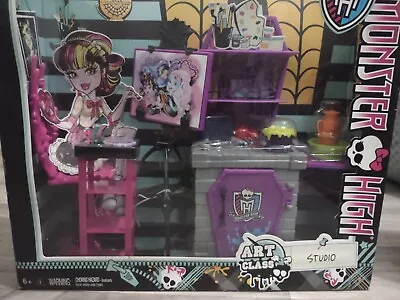 Monster High Art Class Studio  • $50