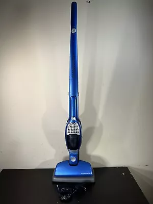 $49.99 • Buy Electrolux Ergorapido 2 In 1 Cordless Vacuum Blue EL1010 A W/ Charger & Base