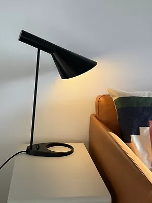 Louis Poulsen AJ Table Lamp - Black • £649.99