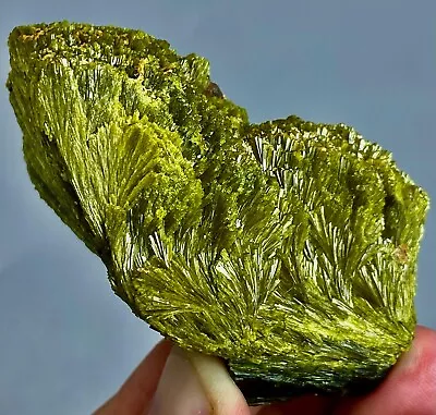 142 Gram Extremely Beautiful And Rare Tree Shape Epidote Crystal From Pakistan. • $9.99