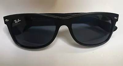 Rayban New Wayfarer RB2132 622/R5 Rubber Black W/Grey Lens • $79.99