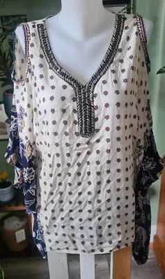 Klass Kaftan Style Blouse  Size  S/M • $1.22