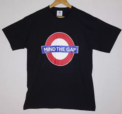 Vintage 1990s Y2k MIND THE GAP Official Merchandise London Logo T Shirt Mens M • $18.88