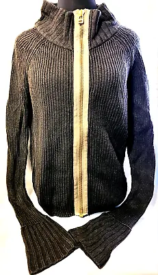 Vivien Ramsay Zipper Sweater Pre-owned Size S • $19.99
