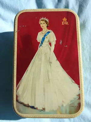 1953 Coronation Souvenir Tin Of Queen Elizabeth II • £4