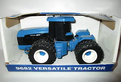 Ertl New Holland Versatile 9682 Tractor 1:32 • $68.99