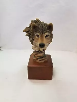 Mill Creek Studios  Keen Eye  Small Wolf Figurine; Item No 14004 • $60