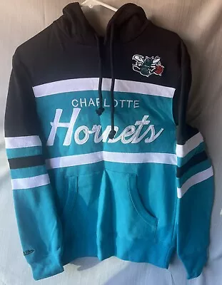 Charlotte Hornets Mitchell & Ness Hoodie Woman’s Small NBA Embroidered New • $29.95