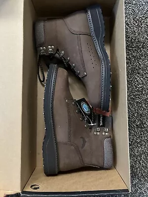 Simms Aquastealth Guide Wading Boots • $70