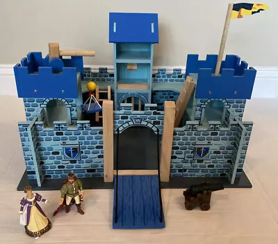 $89.99 • Buy Le Toy Van Excalibur Wooden Castle Set Accessories & Papo King, Queen, Cannon