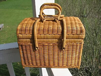 Vintage Wicker Rattan Picnic Or Sewing  Basket • $37.99