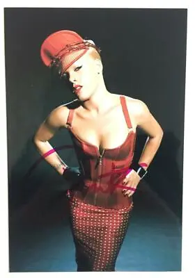 PINK P!NK Signed Photograph - Pop / Rock Star Singer / Vocalist Preprint • £5.99