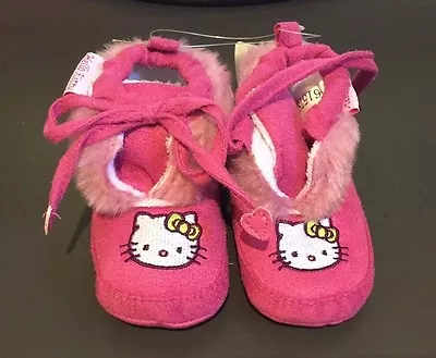 HELLO KITTY Baby Girl Pink Soft Booties Size 18/19 (6 -12 Months) - New In Box! • $12.99