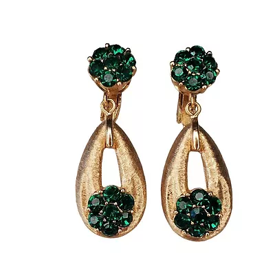 Vintage Crown Trifari Teardrop Frosted Gold Tone Dangle Clipon Earrings Emeralds • $149.99