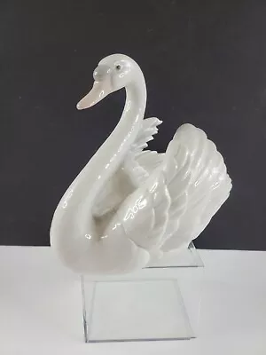 Lladro 5231 White Swan W/ Wings Spread 7 1/2  X 8  1983 Markings • $61.33