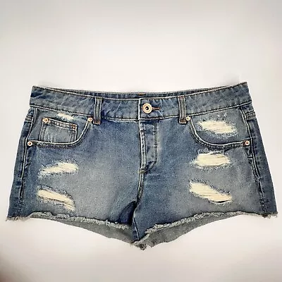 Amisu Denim Shorts Vintage Light Blue Distressed Womens  10 • $19.99