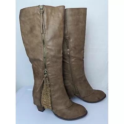 Southern Fried Chics Knee High Boots Women's Size 8.5 Brown Lace • $35