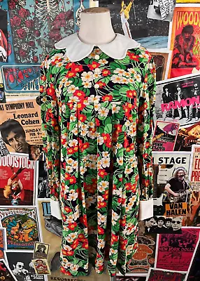 Vintage 60s-70s Green White & Orange Floral Babydoll Scallop Collar Mini Dress • $40