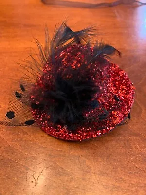 Red Sparkles Mini Top Hat Hair Clip Costume Cosplay Sparkly Black Feathers Lace • $7
