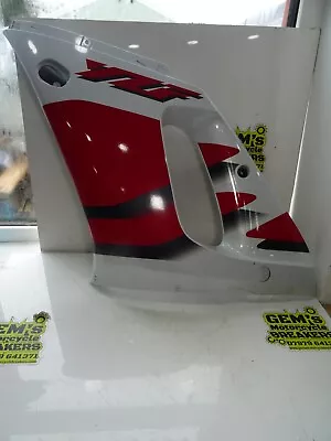 Yamaha YZF R6 5EB Left Fairing • £48