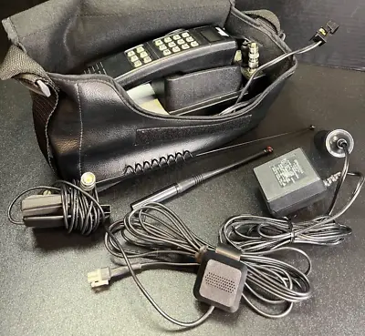 Motorola SCN2221A Car Phone W/ Leather Bag & Original Paperwork -  UNTESTED ~ • $29.99