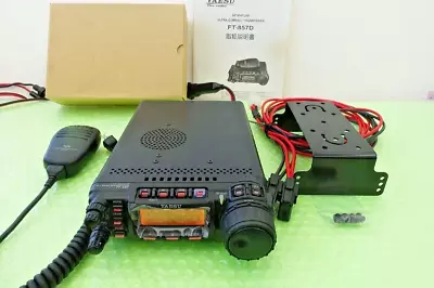 Pristine! Yaesu FT-857D Transceiver HF ~ 430MHz All Modes  100W  Ship FREE WW • $1198