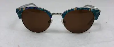 Vera Bradley Jade Sunglasses Hanging Around Leaves Pattern • $29.99
