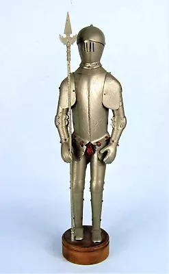 VINTAGE METAL MEDIEVAL KNIGHT IN ARMOR 13  STATUE W/ LANCE & RED FRINGE SPAIN • $42.50