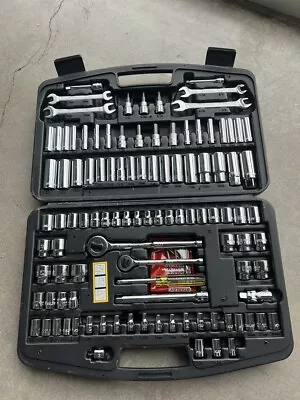 Stanley Chrome Socket Tool Set 114 Piece Set (cp2006195) • $49.99