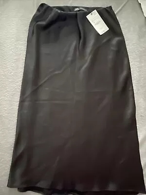 Zara Satin Effect Midi Skirt Black Size XS • $29.99