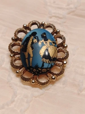 Vintage  Blue Black Gold Courting Couple Silhouette Cameo Brooch Pendant Pin  • £18.92