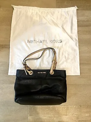 Michael Kors Bedford  Medium  Top Zip Pocket Shoulder  Tote Bag - Black   • $75